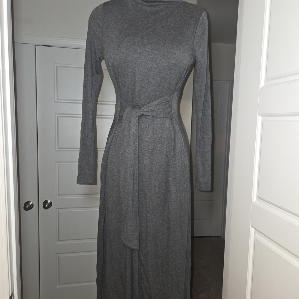 Soma Gray Long-Sleeve Tie-Waist Maxi Dress